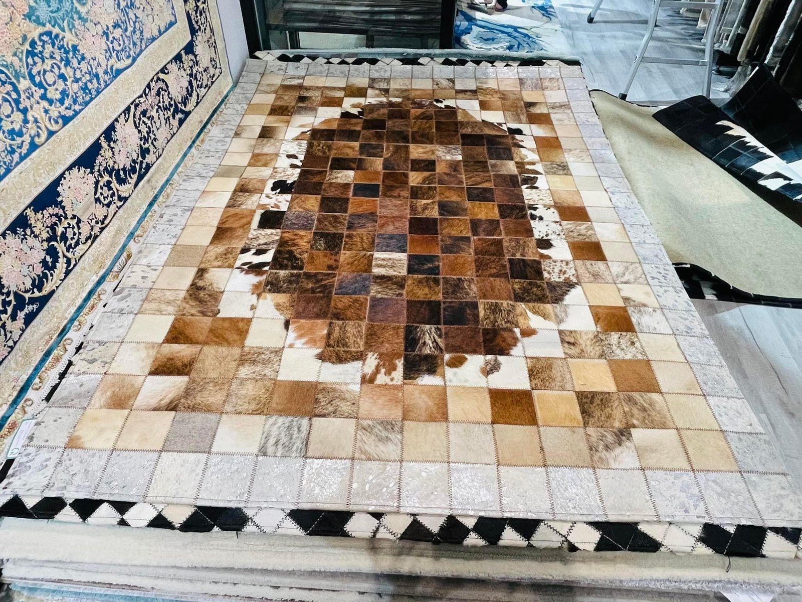 10-LUXEMBUG SERIES - Ảnh 7